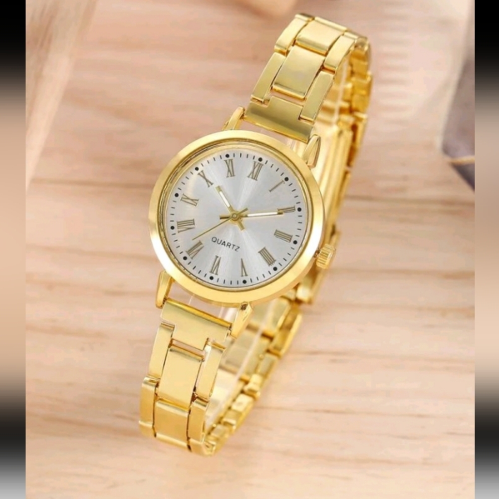 New Watch and Bracelet Set - Picture 3 of 5
